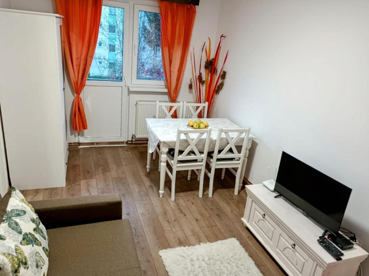 Lend City Apartment เมียร์คูรา-ชุค ภายนอก รูปภาพ